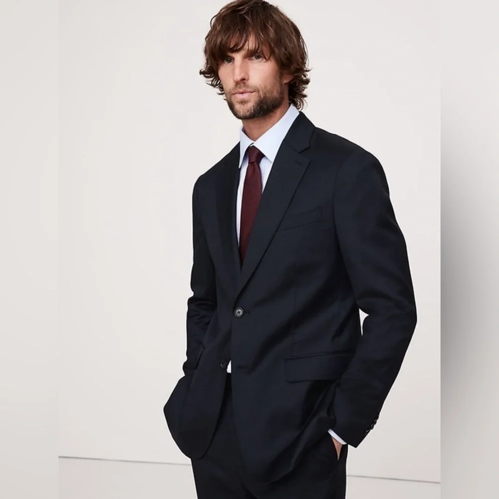 Banana Republic top tier